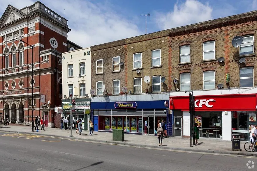 Cosy 2 Bedroom Flat In Canning Town London Excel With Free Parking