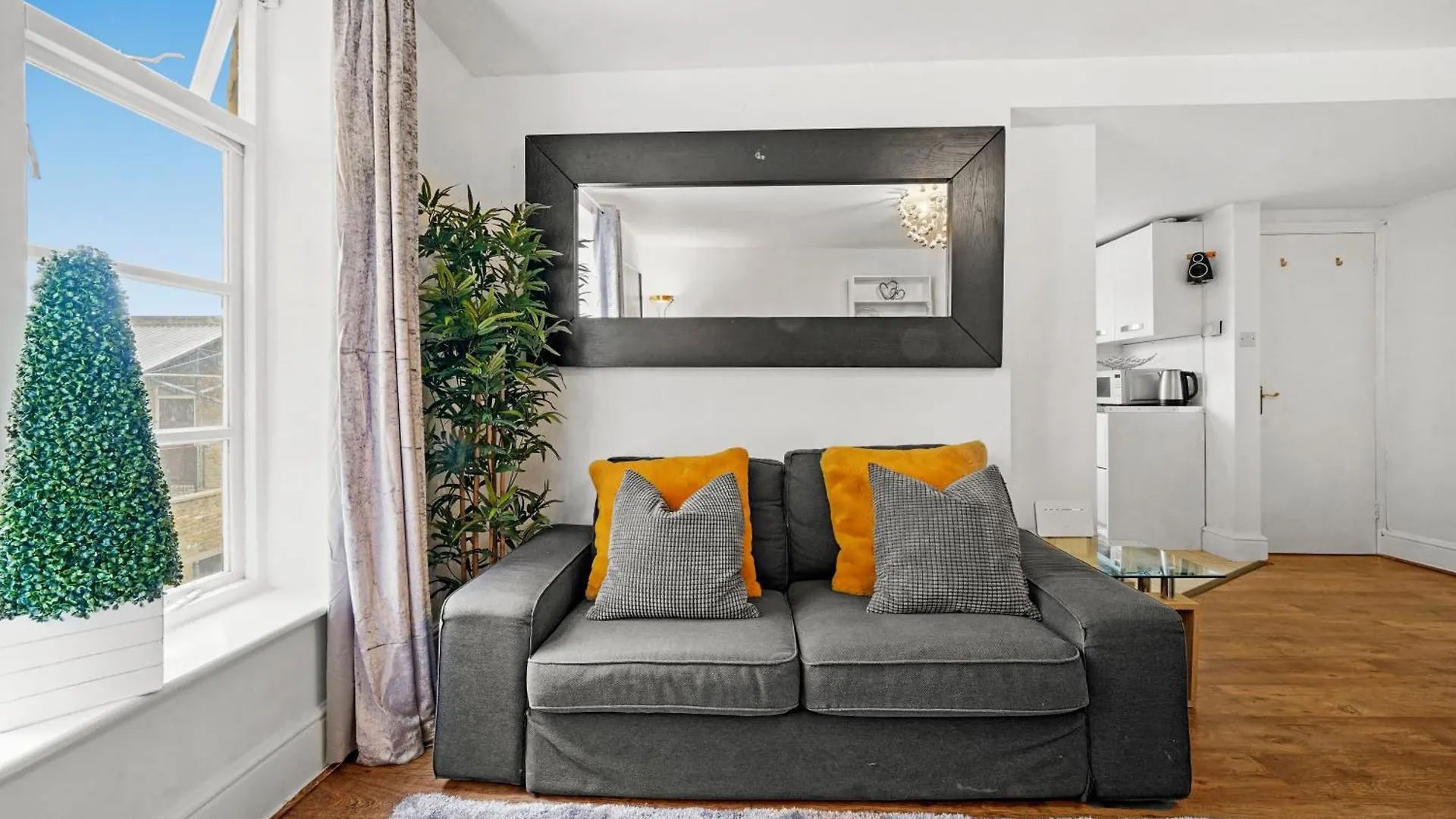 Cosy 2 Bedroom Flat In Canning Town London Excel With Free Parking Birleşik Krallık